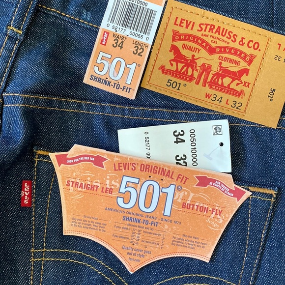 Levis 5 Straight Leg Button Fly Raw 